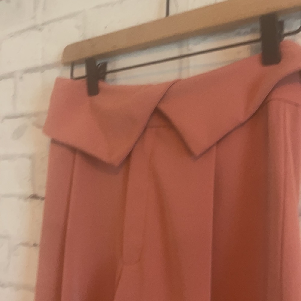 Urban Outfitters Coral Flap short - Picture 3 of 4